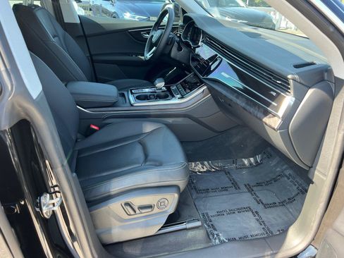 Certified 2023 Audi Q8 Premium Plus AWD/4WD image 13