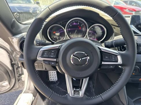 New 2026 MAZDA MX-5 Miata Club w/ Interior Package RWD image 37