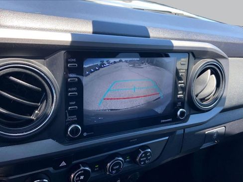 Used 2020 Toyota Tacoma TRD Sport w/ Technology Package AWD/4WD image 26