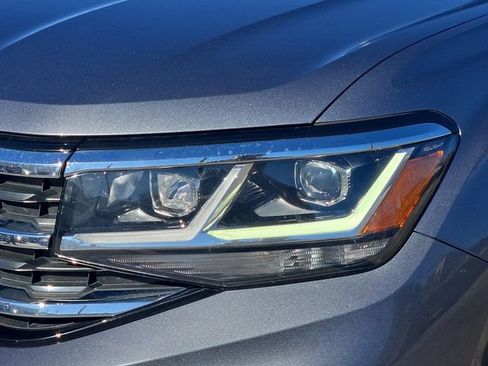 Used 2022 Volkswagen Atlas SE image 8