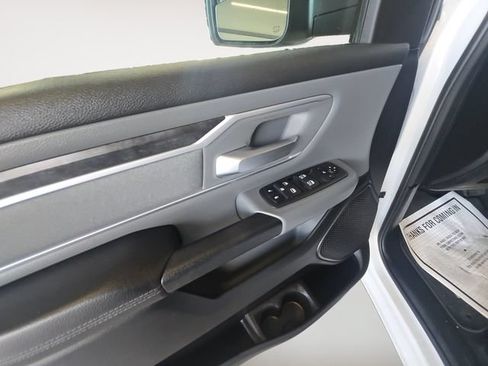 Used 2020 RAM 1500 Big Horn AWD/4WD image 10