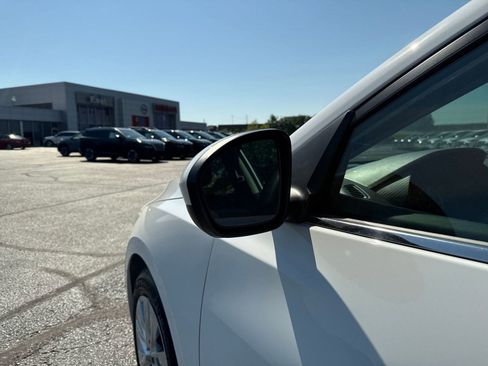 Used 2025 Nissan Sentra S image 21