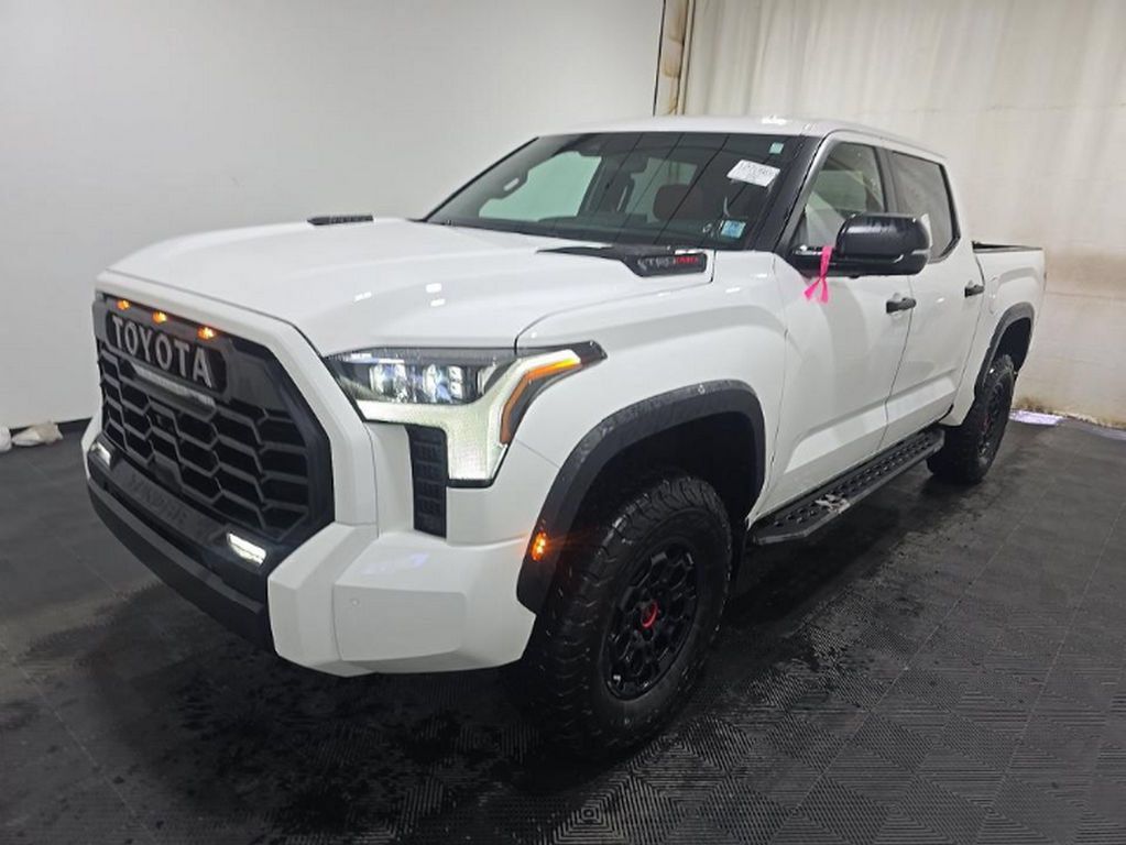 Used 2024 Toyota Tundra Limited AWD/4WD image 2