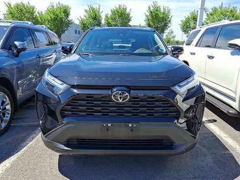 Used 2024 Toyota RAV4 XLE AWD/4WD image 2