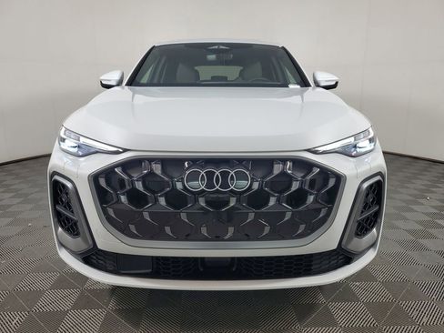 Used 2025 Audi Q5 Premium Plus AWD/4WD image 2