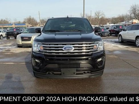 Used 2021 Ford Expedition XLT image 2