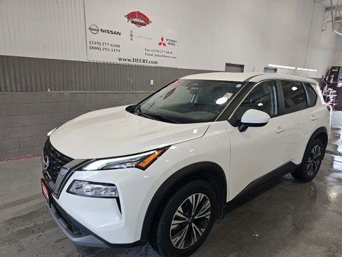 Certified 2023 Nissan Rogue SV image 7