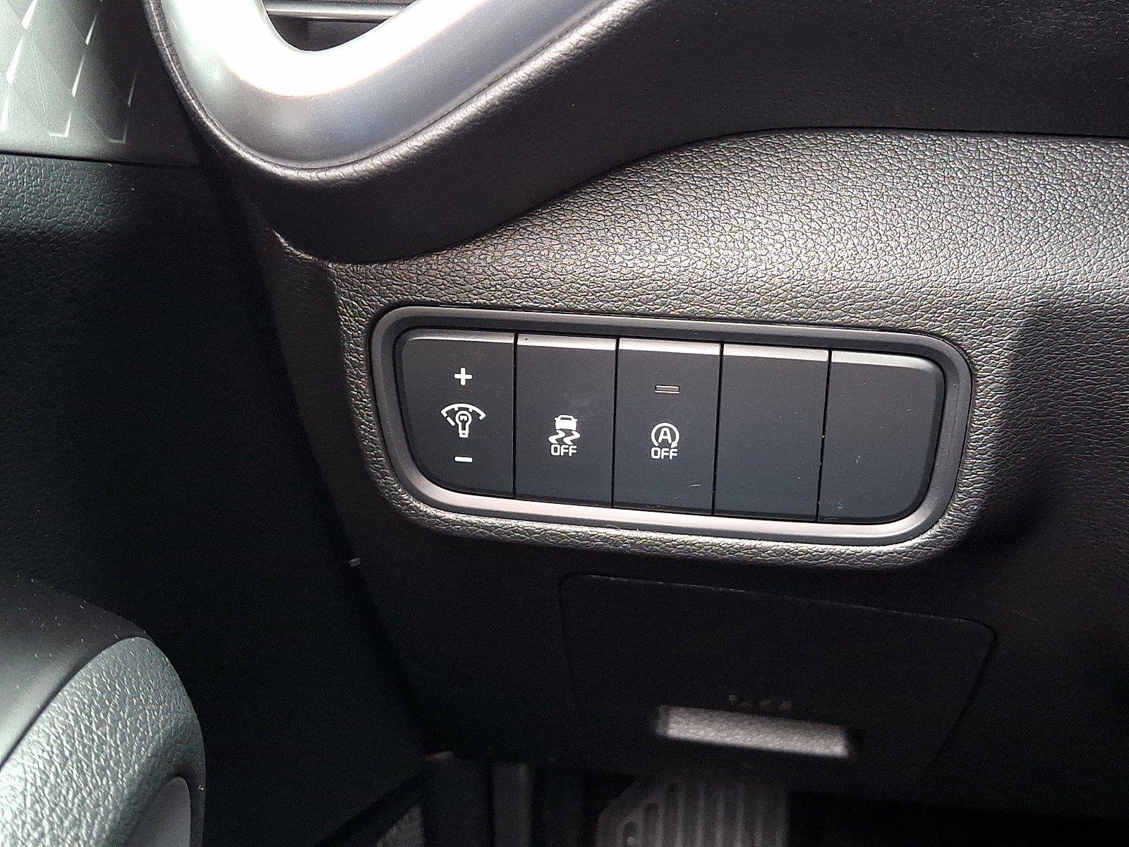 Used 2023 Kia Soul LX w/ Option Group 015 FWD image 23