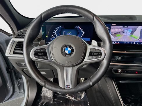 Used 2025 BMW X6 xDrive40i AWD/4WD image 12