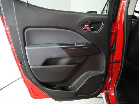 Used 2015 Chevrolet Colorado Z71 w/ LPO, Gearon Divider Package image 28