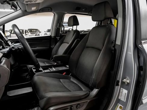 Used 2019 Honda Odyssey EX image 30