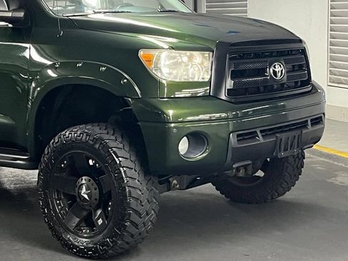 Used 2011 Toyota Tundra Limited w/ Memory Pkg AWD/4WD image 42