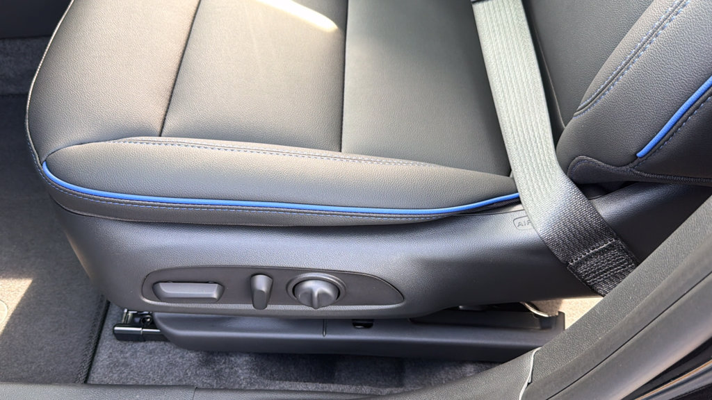 New 2026 Buick Envista Sport Touring w/ Convenience I Package FWD image 21