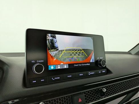 Used 2023 Honda Civic Sport image 6