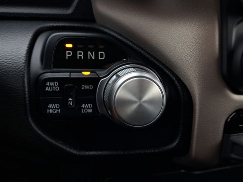 Used 2021 RAM 1500 Laramie AWD/4WD image 23