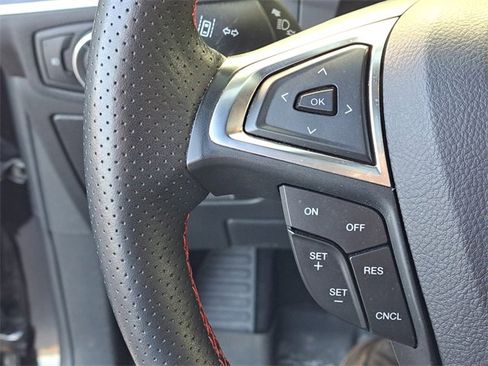 Certified 2024 Ford Edge ST-Line image 12