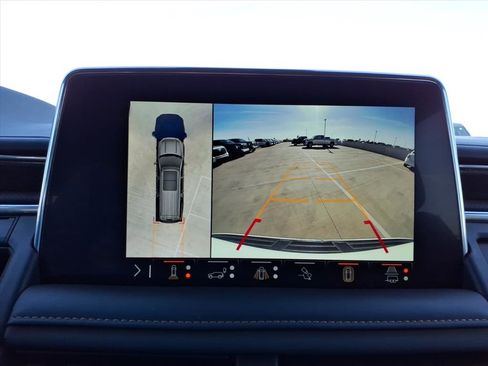 Used 2023 GMC Yukon XL AT4 w/ AT4 Premium Plus Package image 21