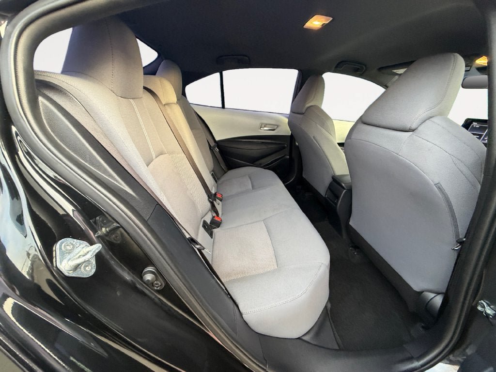 Used 2022 Toyota Corolla SE w/ Carpet Mat Package (TMS) FWD image 23