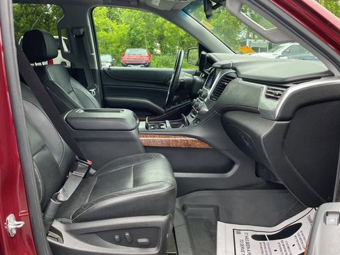 Used 2017 Chevrolet Tahoe Premier AWD/4WD image 6