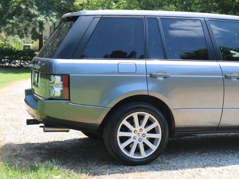 Used 2011 Land Rover Range Rover Supercharged AWD/4WD image 18