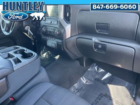 Used 2019 Chevrolet Silverado 1500 Custom Trail Boss w/ Custom Convenience Package image 10