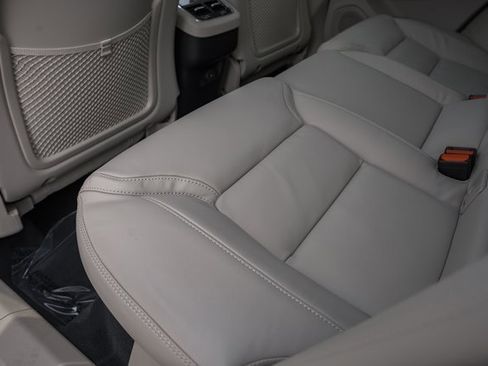 New 2026 Volvo XC60 B5 Ultra w/ Protection Package Premier image 35