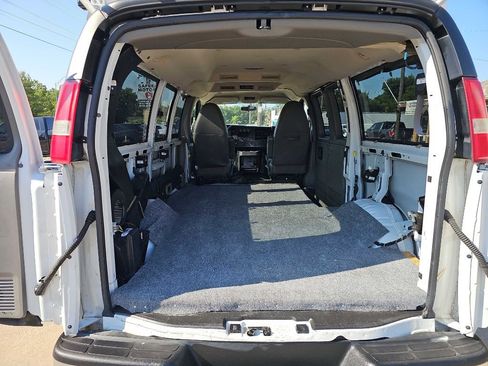Used 2013 Chevrolet Express 2500 LT w/ LT Preferred Equipment Group image 22