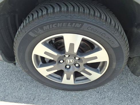 Used 2017 Honda Ridgeline RTL-T image 5