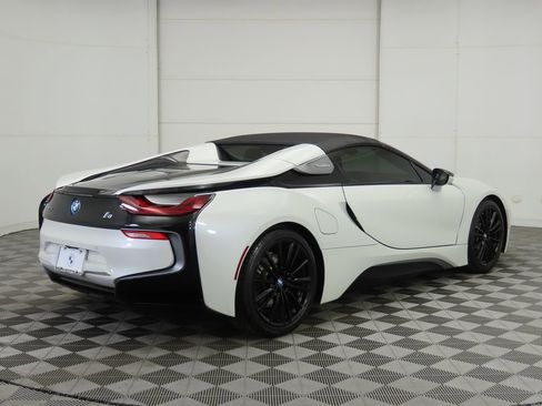 Used 2019 BMW i8 Roadster image 13
