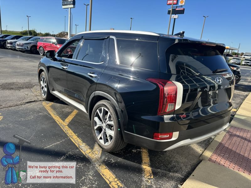Used 2021 Hyundai Palisade SEL w/ Premium Package AWD/4WD image 3