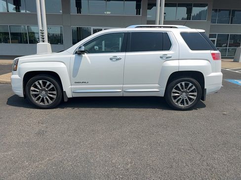 Used 2016 GMC Terrain Denali AWD/4WD image 7