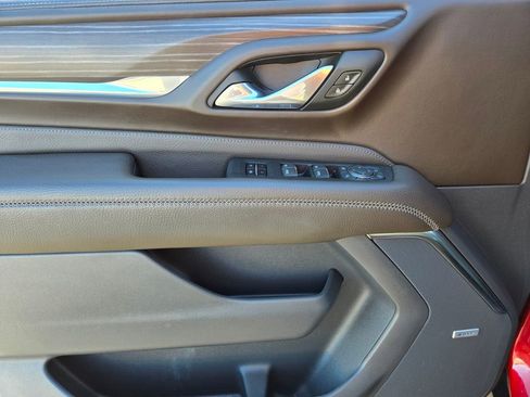 Used 2024 GMC Yukon Denali image 21