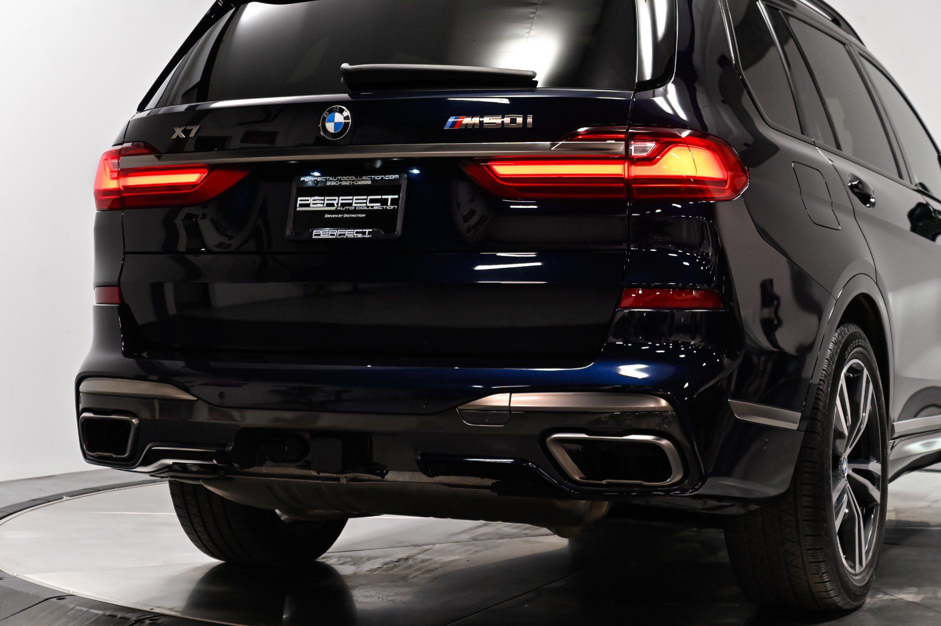 Used 2021 BMW X7 M50i AWD/4WD image 33