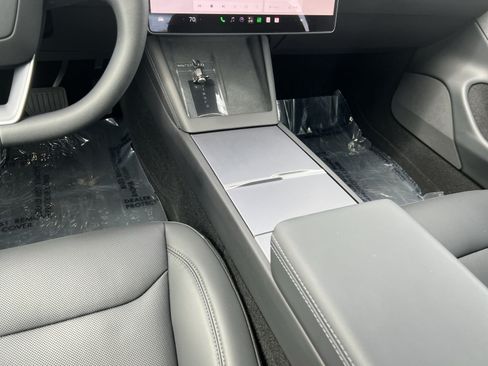 Used 2025 Tesla Model 3 Long Range RWD image 23
