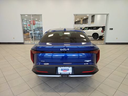 Used 2025 Kia K4 EX FWD image 4