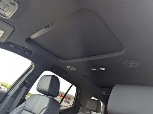 Used 2023 Chevrolet Traverse RS w/ LPO, Floor Liner Package AWD/4WD image 20