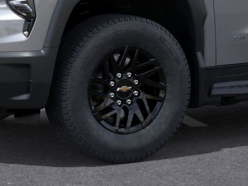 New 2026 Chevrolet Silverado EV LT image 9