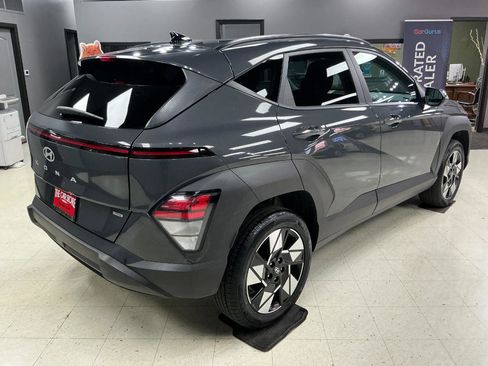 Used 2024 Hyundai Kona SEL image 3