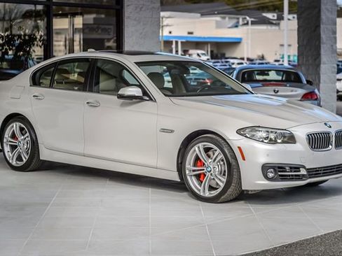 Used 2015 BMW 535i Sedan image 4