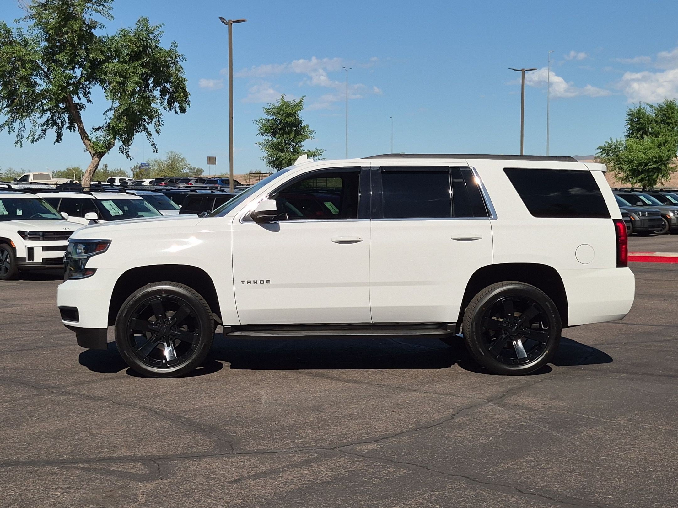 Used 2020 Chevrolet Tahoe LS w/ Enhanced Driver Alert Package AWD/4WD image 9