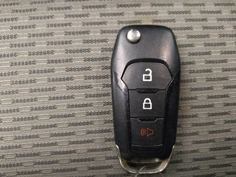 Used 2016 Ford F150 XLT w/ Equipment Group 301A Mid image 32