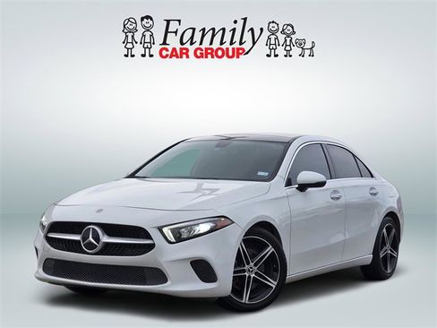 Used 2019 Mercedes-Benz A 220 image 1