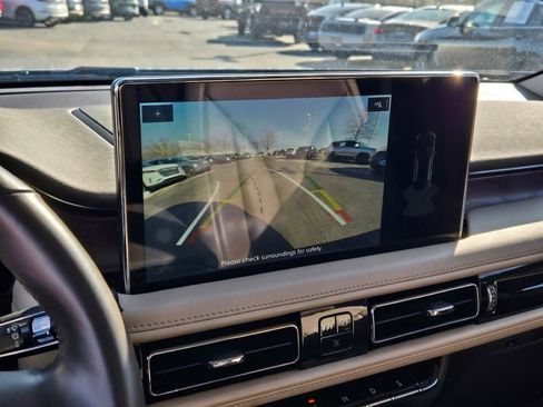 Used 2022 Lincoln Nautilus Reserve image 27