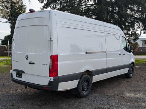 New 2026 Mercedes-Benz Sprinter 2500 image 5