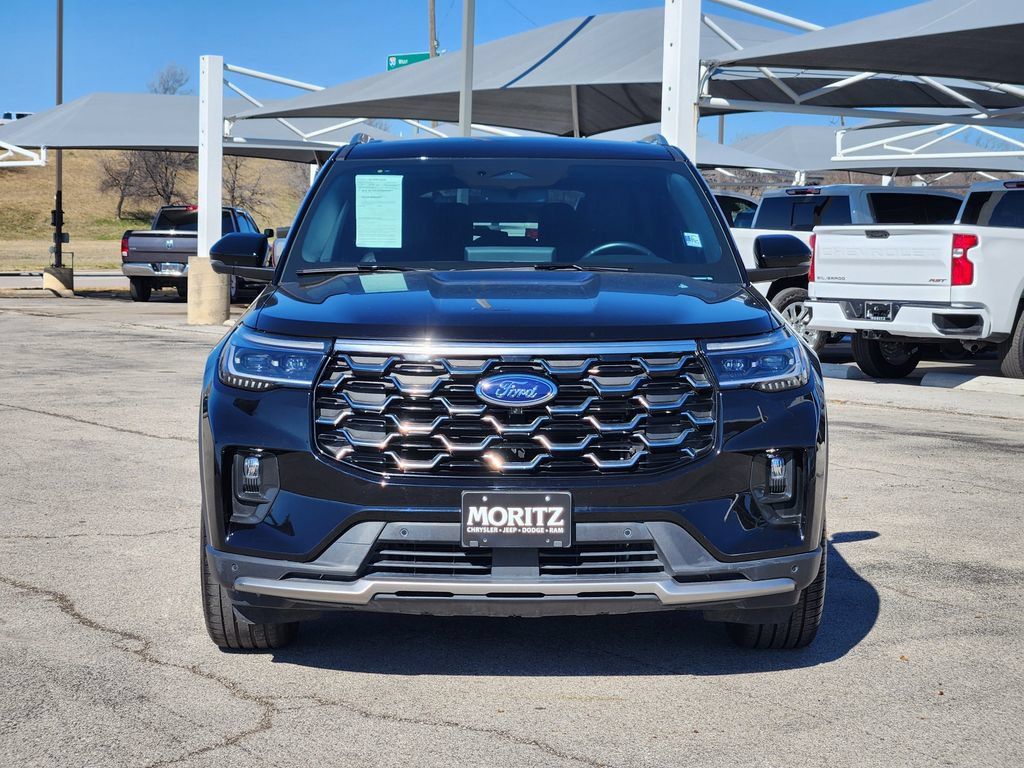 Used 2025 Ford Explorer Platinum w/ LUX Leather Package AWD/4WD image 2