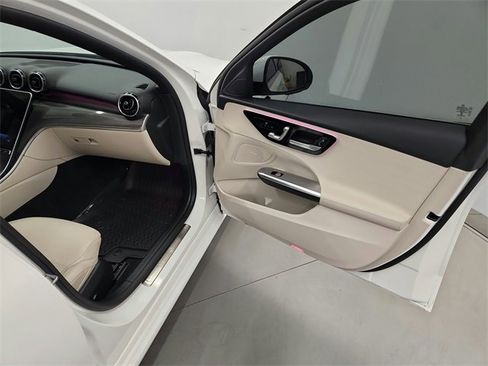 Used 2023 Mercedes-Benz C 300 C 300 image 38