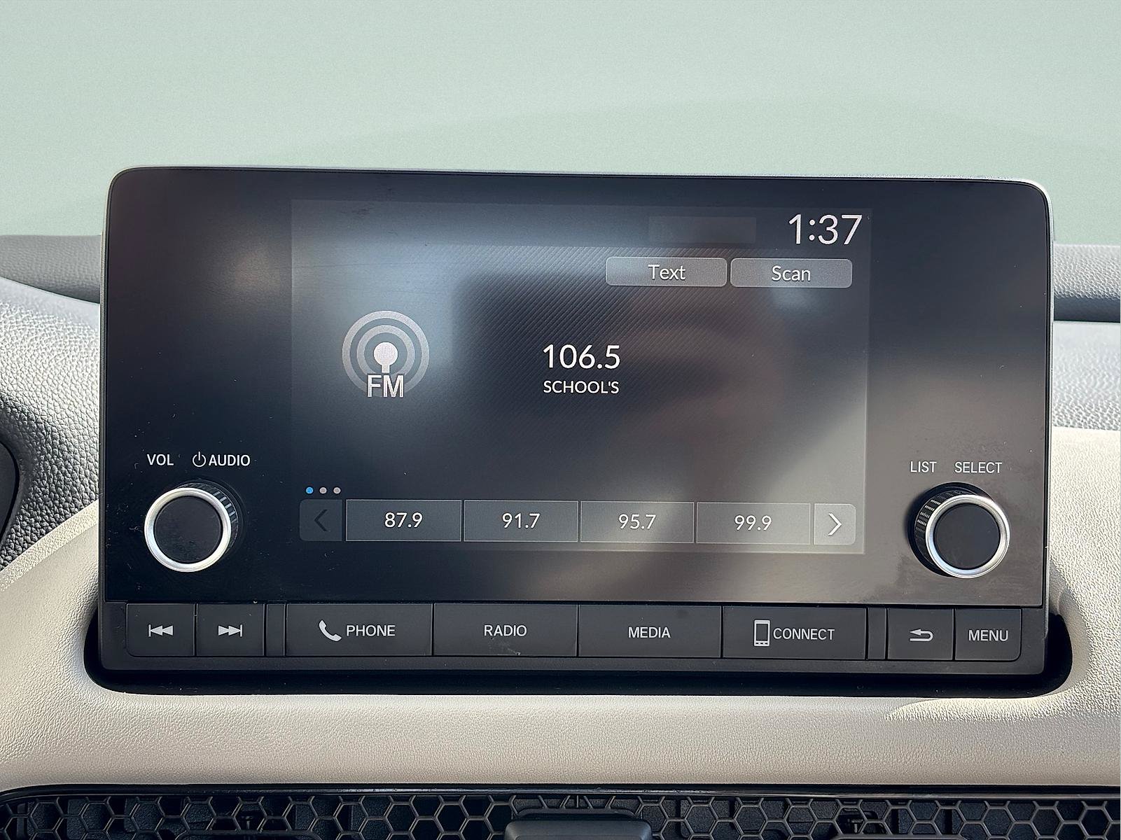 Certified 2024 Honda HR-V LX image 19
