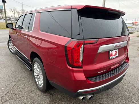 Used 2023 GMC Yukon XL Denali w/ Denali Reserve Package image 17