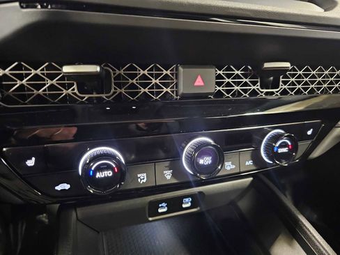 Used 2024 Honda Accord EX-L image 19