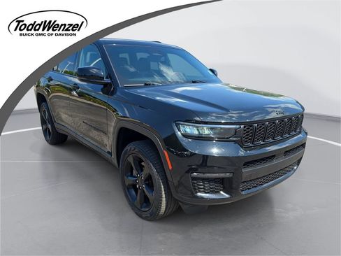 Used 2024 Jeep Grand Cherokee L Limited w/ Black Appearance Package AWD/4WD image 1